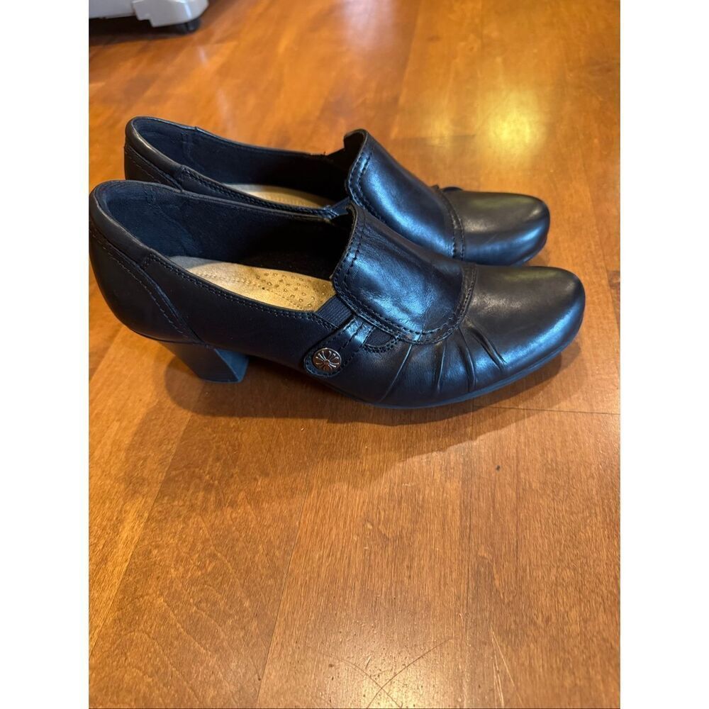 Michel M. Mary Black Leather Slip On Comfort Heels Women’s Size 8.5M Low Block H